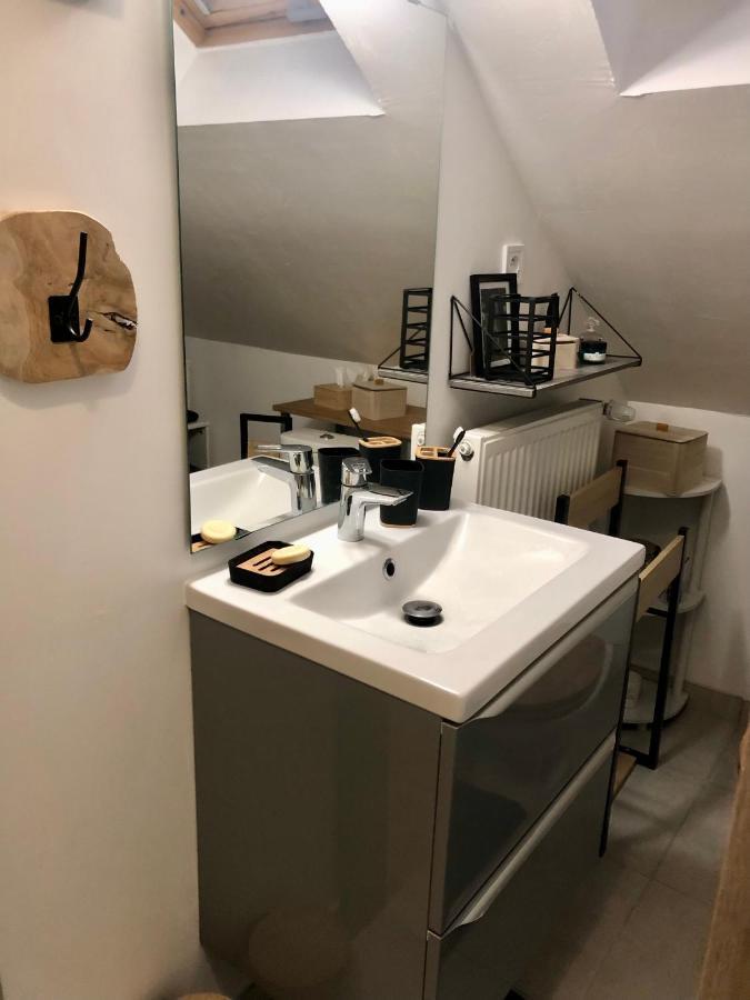 Chambre Double Avec Salle De Bain Privative Auxerre Dış mekan fotoğraf